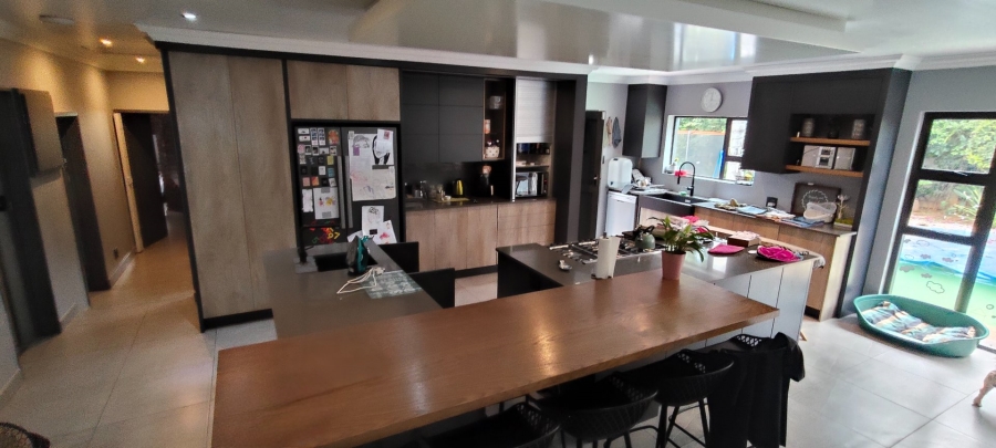 4 Bedroom Property for Sale in Doringkruin North West